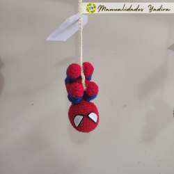Amigurumi Spiderman tejido a mano